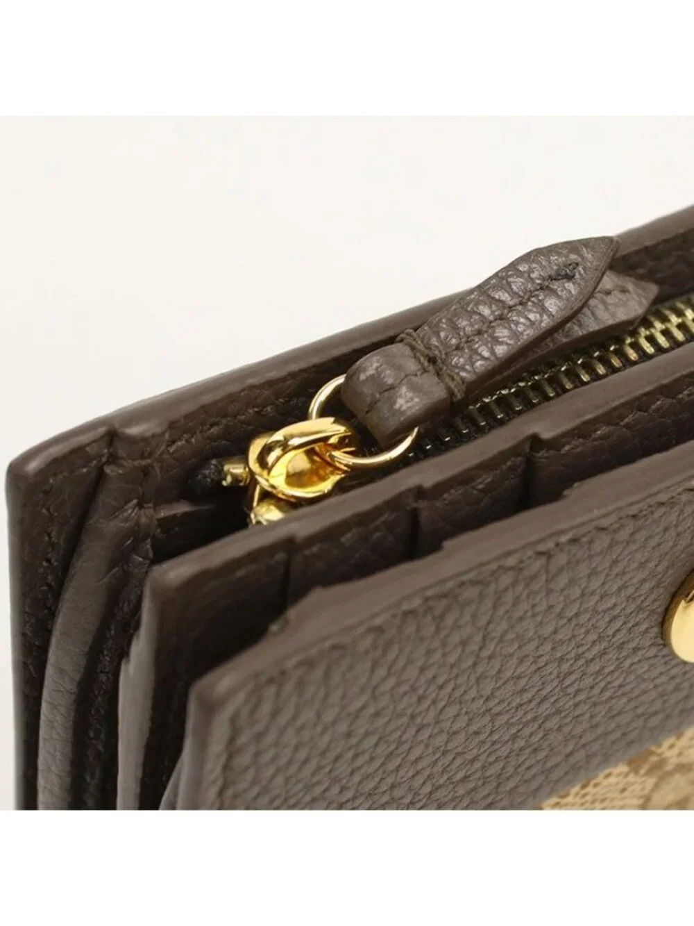 Gucci GG Supreme Bifold Wallet Leather